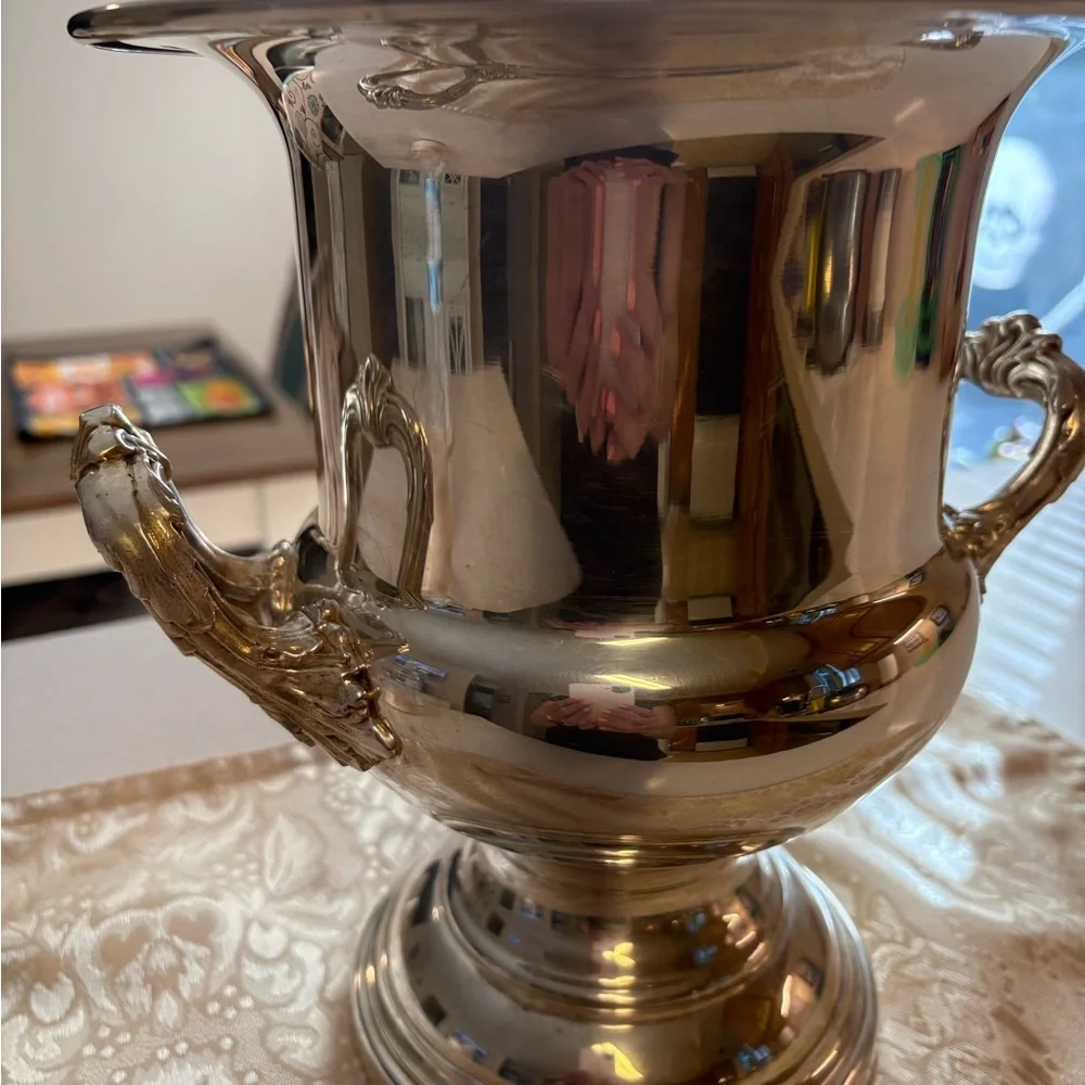 Sale🔥🔥🔥Vintage Pilgrim Regency Style Silver Plated Champagne Wine Ice Bucket - Picture 7 of 14